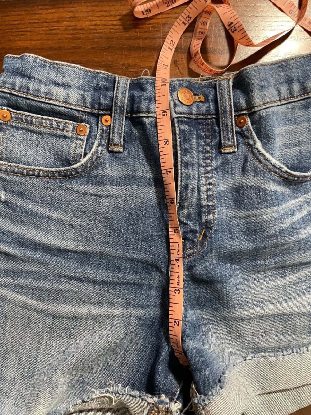 Madewell High-Rise Denim Jean Shorts Cutoffs Frayed Raw Hem 23 000 - Picture 3 of 9